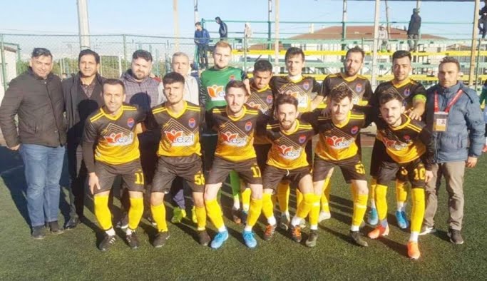 Darıca Türkeli zirve takibini sürdürüyor