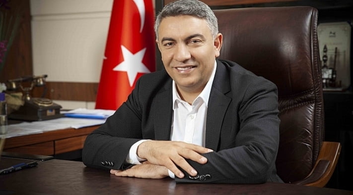 Hamza Şayir şahsi birikimini bağışladı!