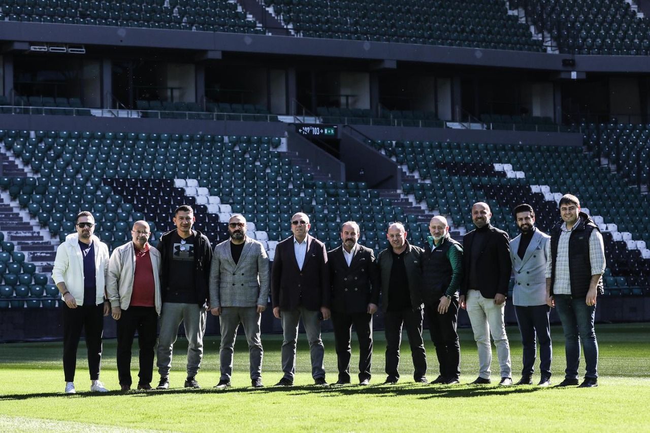 Kocaelispor Ailesi Stadı Gezdi Kocaelispor Ailesi Stadı Gezdi