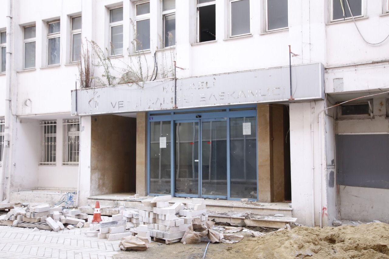 14 Ay Sonra Büyükşehir'e Devredildi 14 Ay Sonra Büyükşehir'e Devredildi
