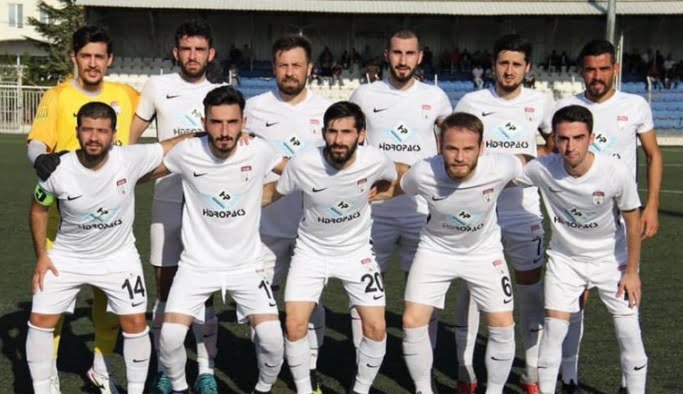 Tayfunspor play-off maçlarına odaklandı