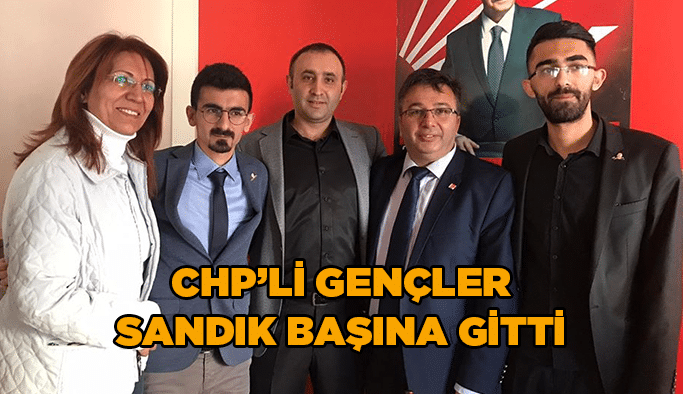 CHP’li gençler sandık başına gitti