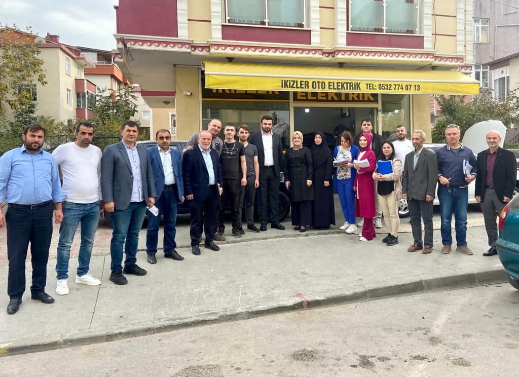 <strong>AK Darıca sahada</strong> <strong>AK Darıca sahada</strong>