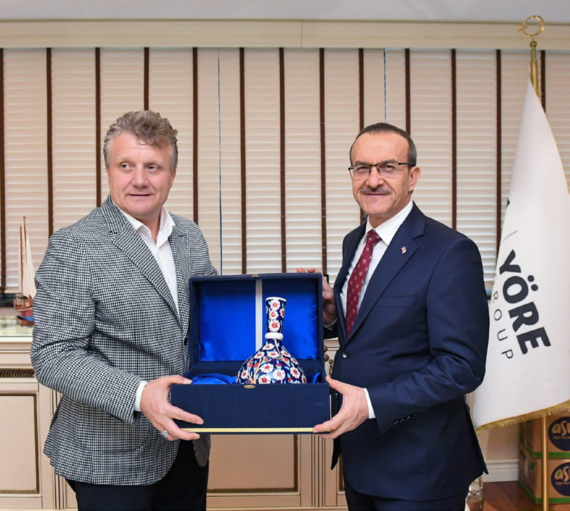 Vali Yavuz Yöre Gıda’da