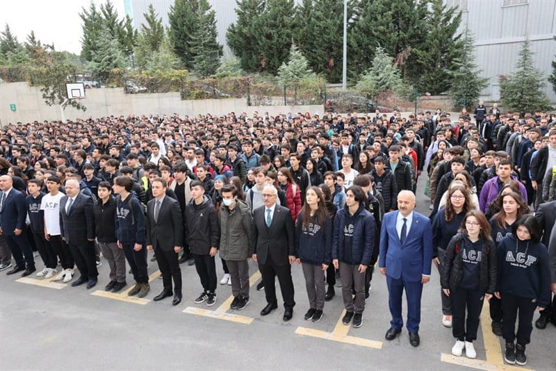 <strong>Kaymakam Özyiğit Bayrak Töreni’ne katıldı</strong> <strong>Kaymakam Özyiğit Bayrak Töreni’ne katıldı</strong>