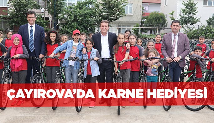 Çayırova Belediyesi’den karne hediyesi!
