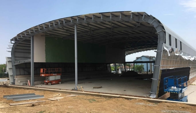 Spor salonu şekilleniyor