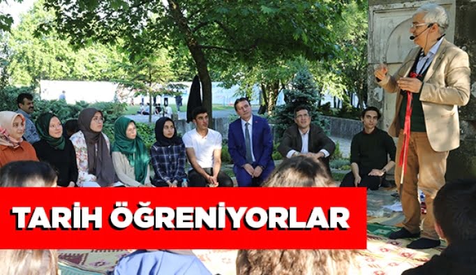 Tarih öğreniyorlar