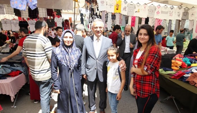 Köşker Cuma Pazarında