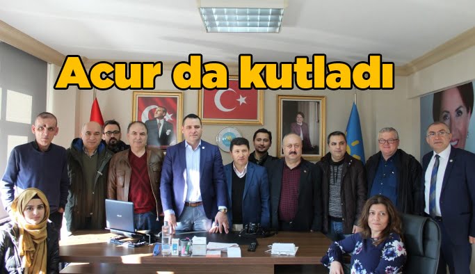 Acur da kutladı