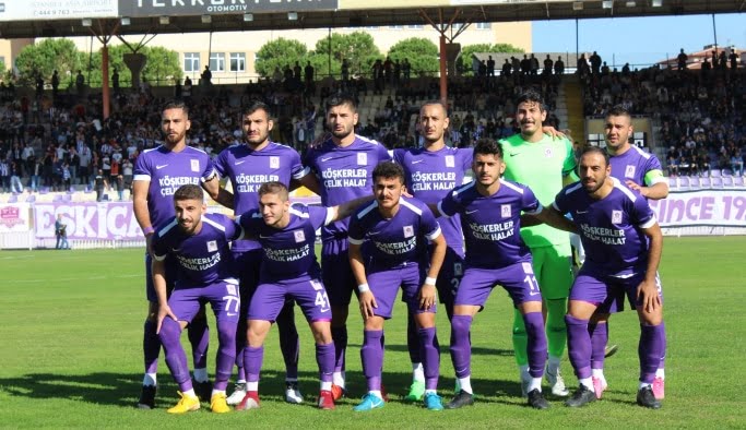 Menekşe telafi derdinde