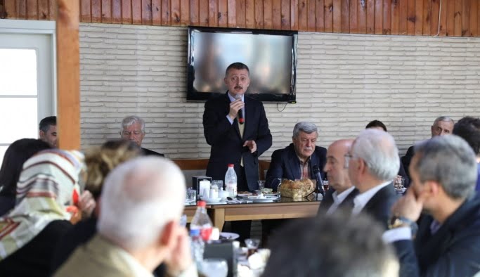 Büyükakın, “Belediyeciliği iyi biliyoruz”   