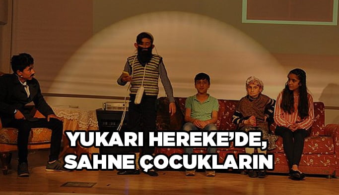 Yukarı Hereke’de, sahne çocukların