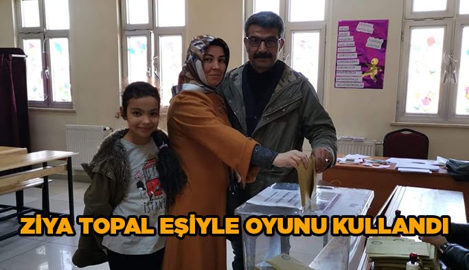 Ziya Topal eşiyle oyunu kullandı