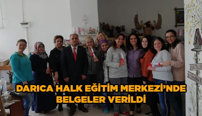 Darıca Halk Eğitim Merkezi’nde belgeler verildi
