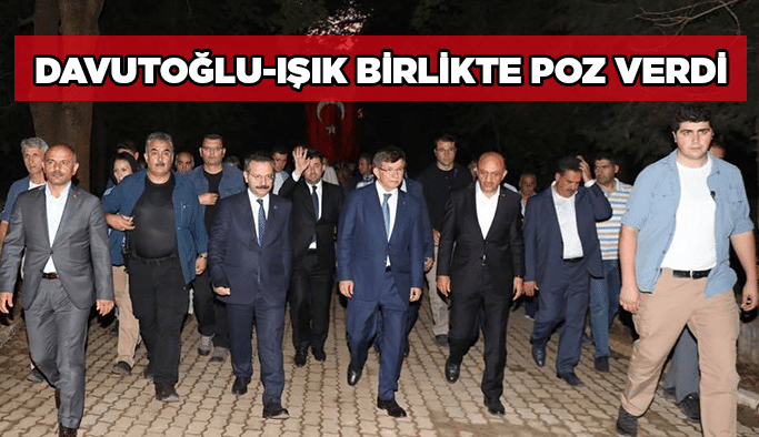 Davutoğlu-Işık birlikte poz verdi