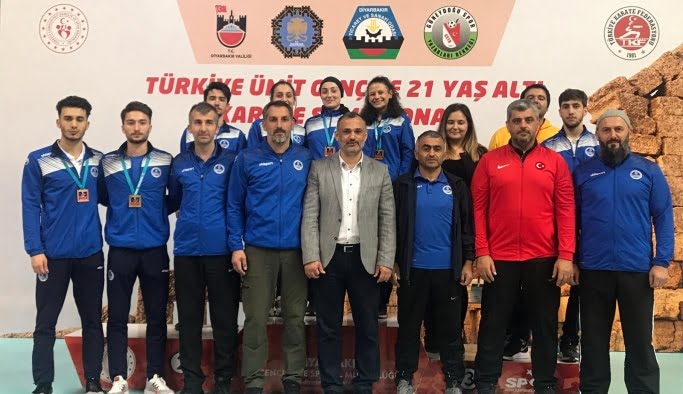 Türkiye Şampiyonasında Kağıtspor rüzgârı esti