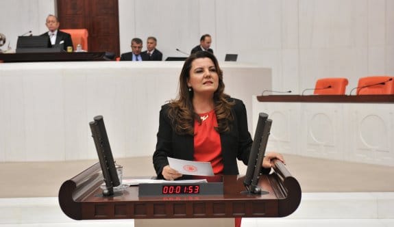 Bankalar yönetmeliğe uymuyor!