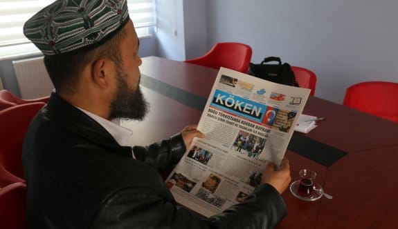 Vatanından ayrı, vatanı uğruna çalışıyor!