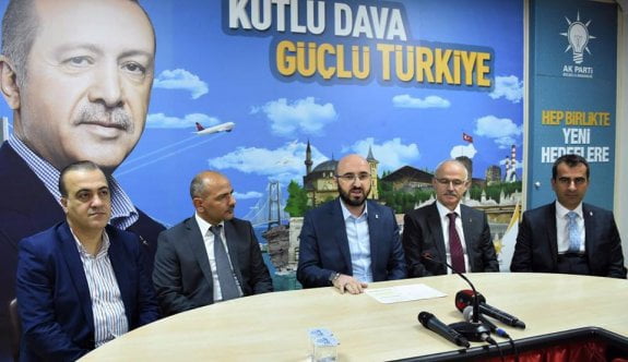 1980 model siyaset yapıyor!