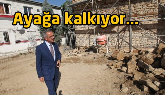 Tarihi Su Dolabı ayağa kalkıyor