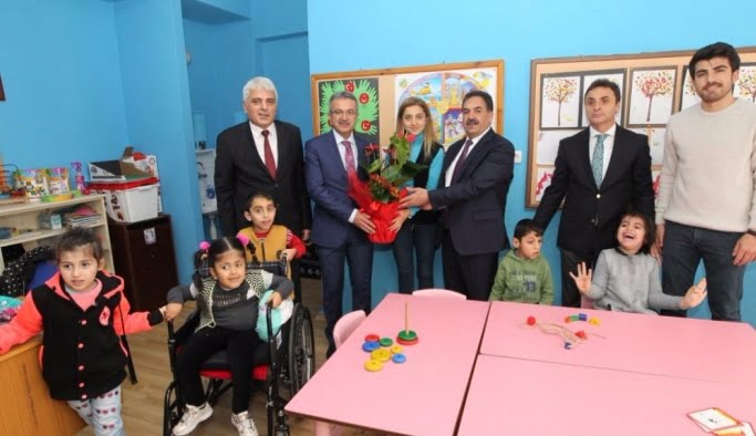 Özel çocukları yalnız bırakmadılar!