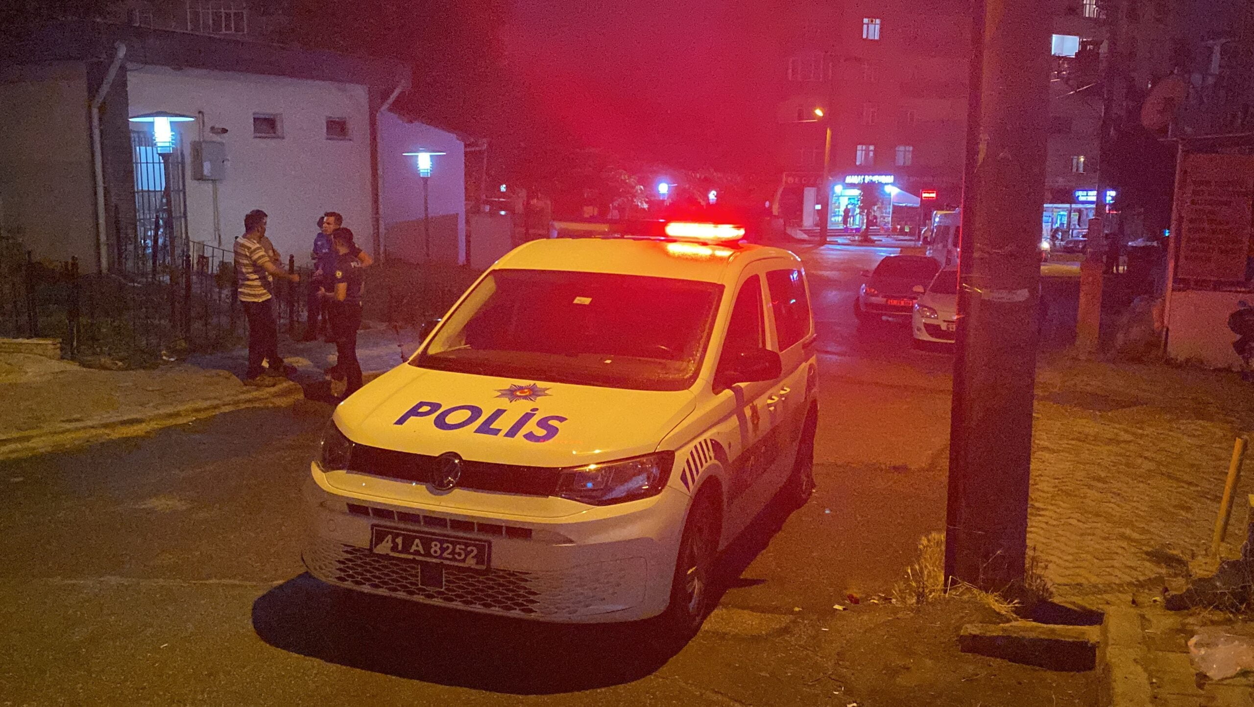 İki Grup Arasında Korkutan Kavga