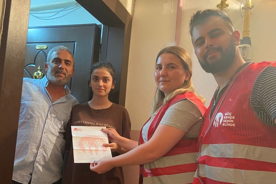 CHP’li Gençler Kolları Sıvadı