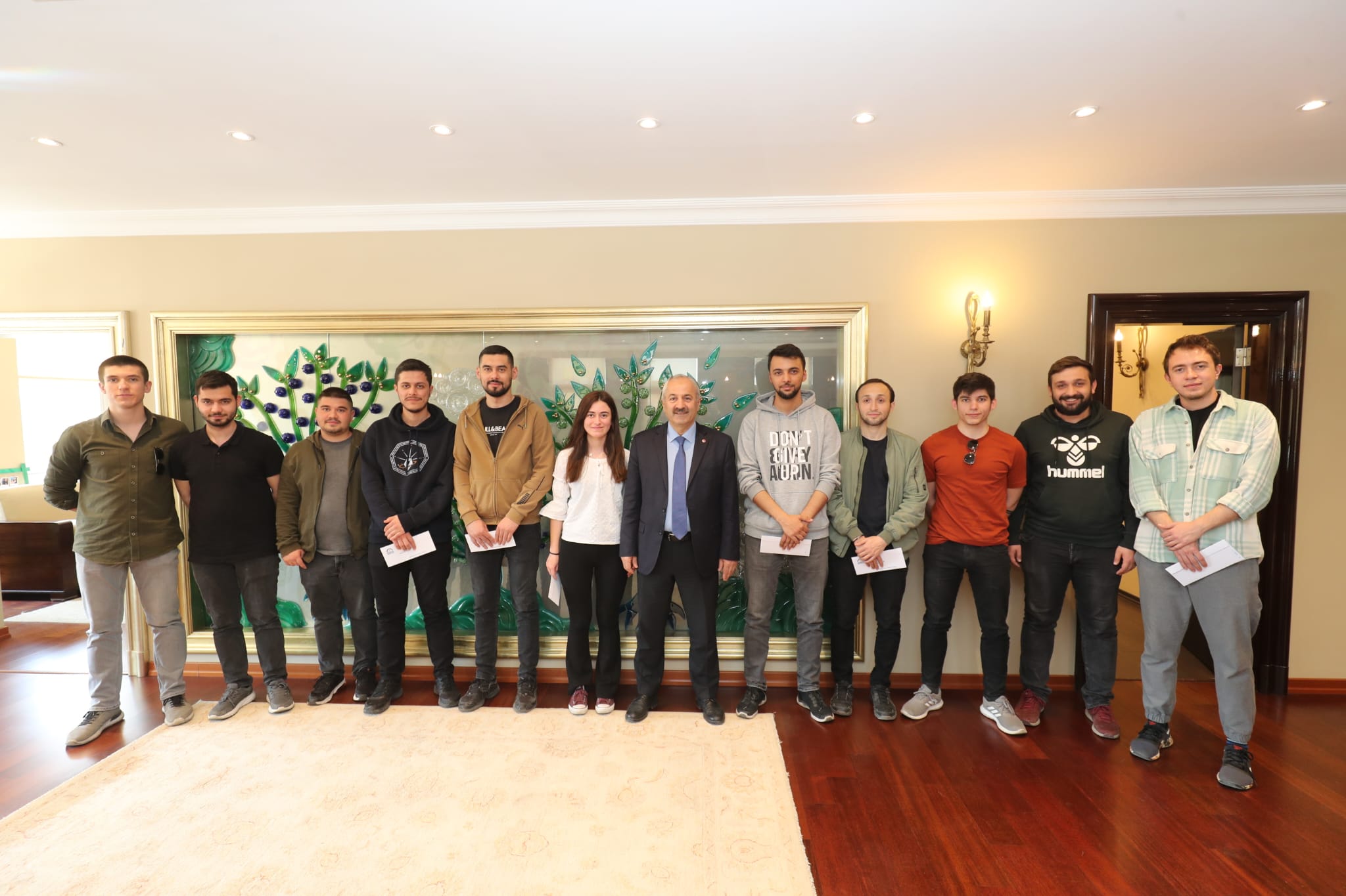 GTÜ ‘ lü Gençlere Büyükgöz’den Destek