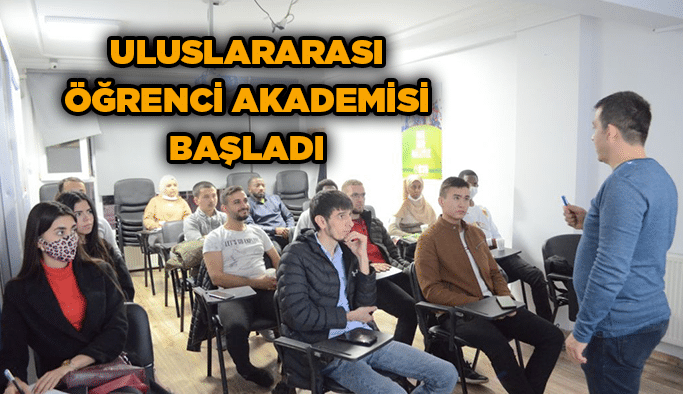 Uluslararası öğrenci akademisi başladı