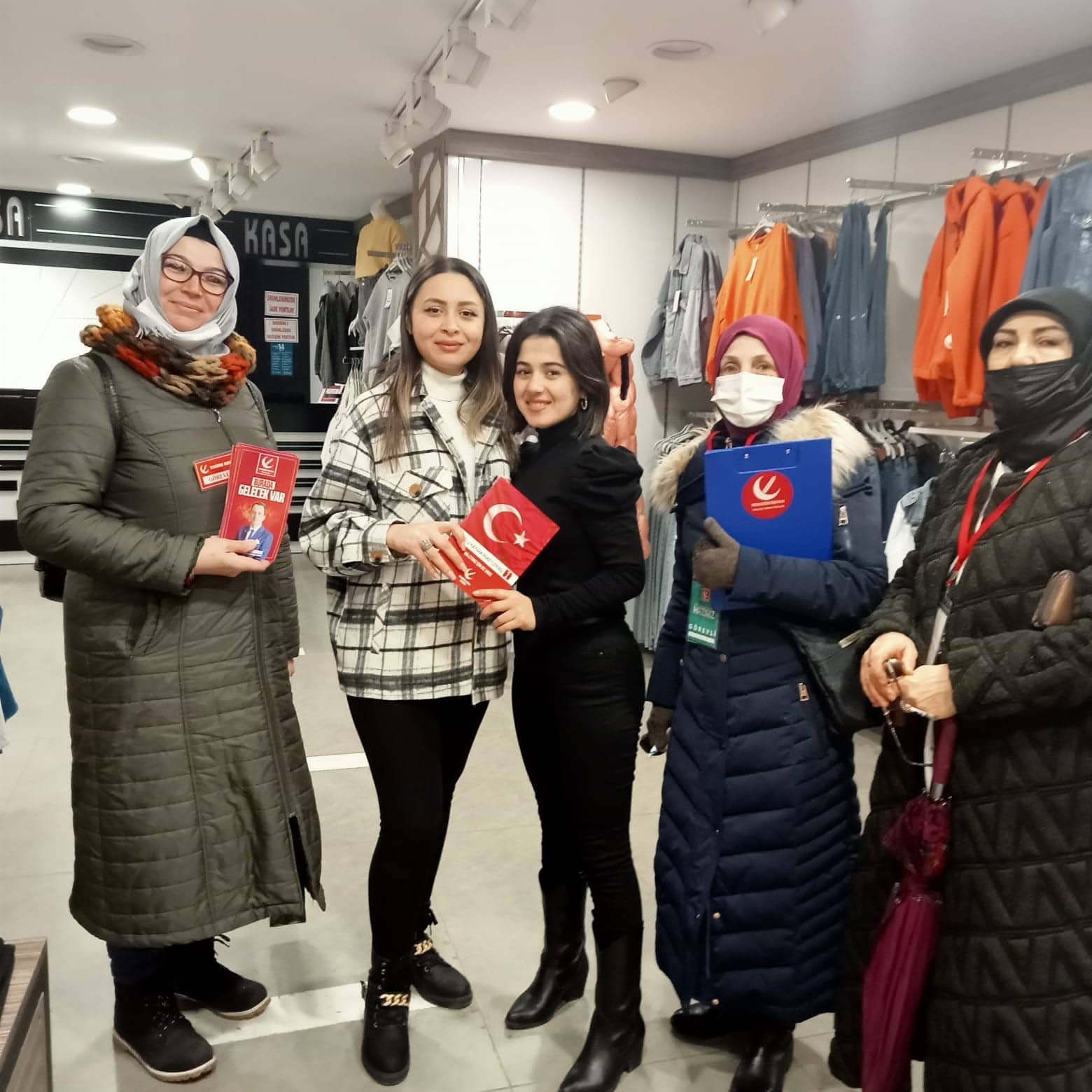 YRP İl Kadın Kolları Sahada