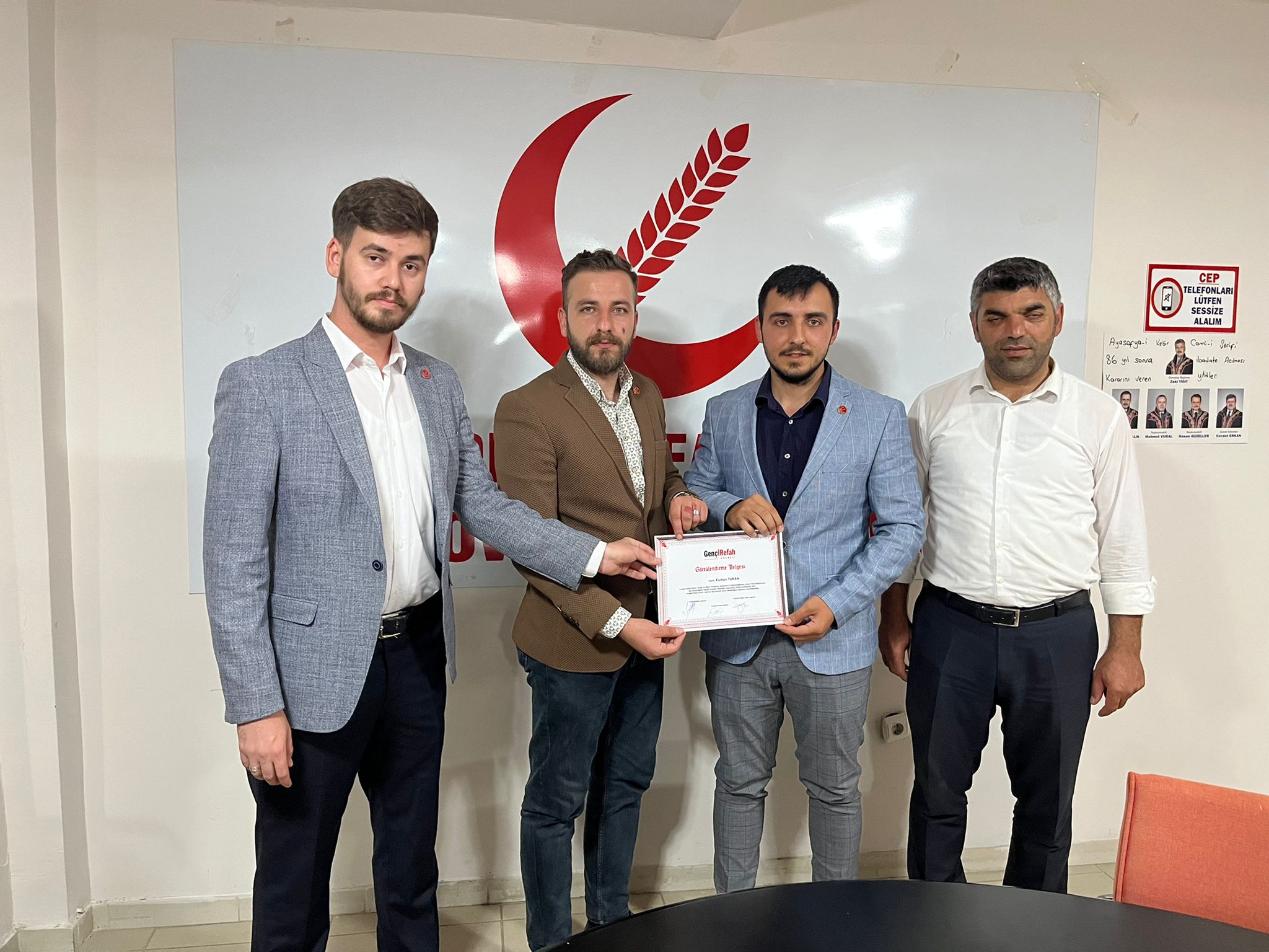 YRP Çayırova Gençliğinde Bayrak Değişimi