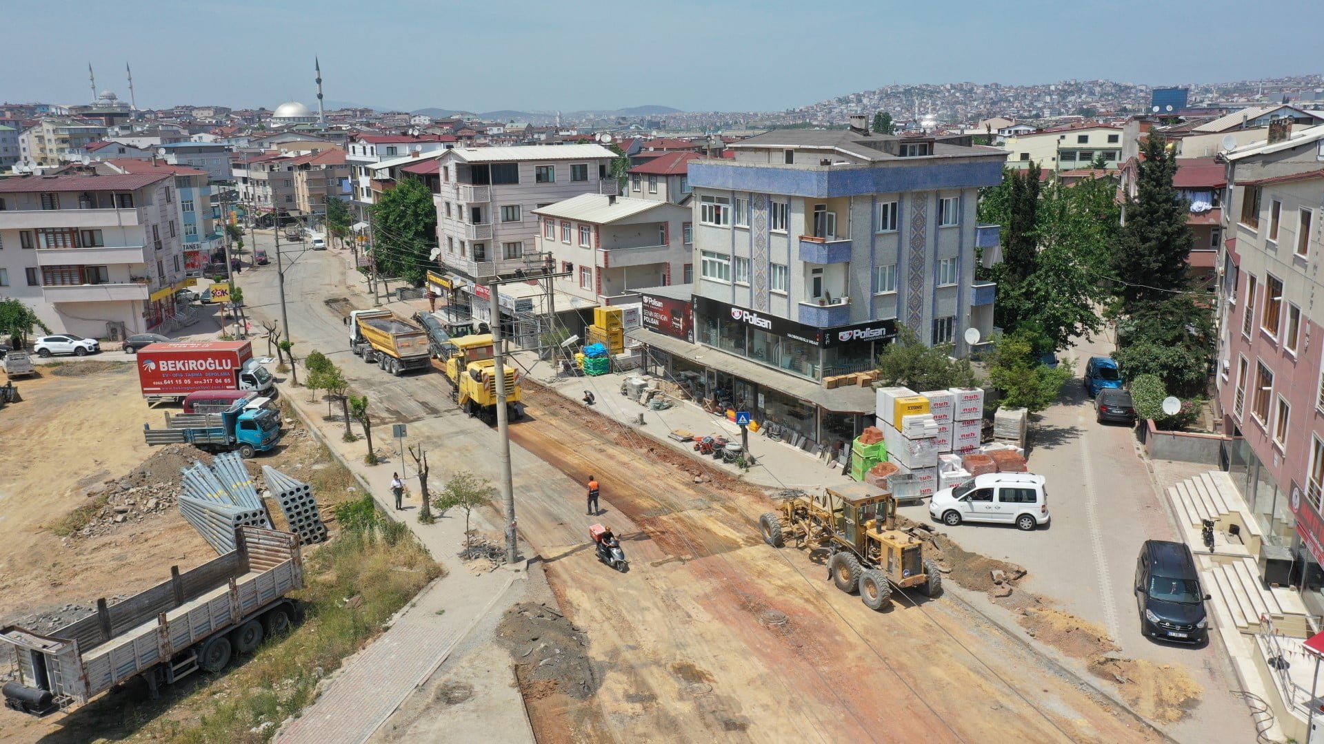 O Caddede Yenileme Çalışmaları Başladı