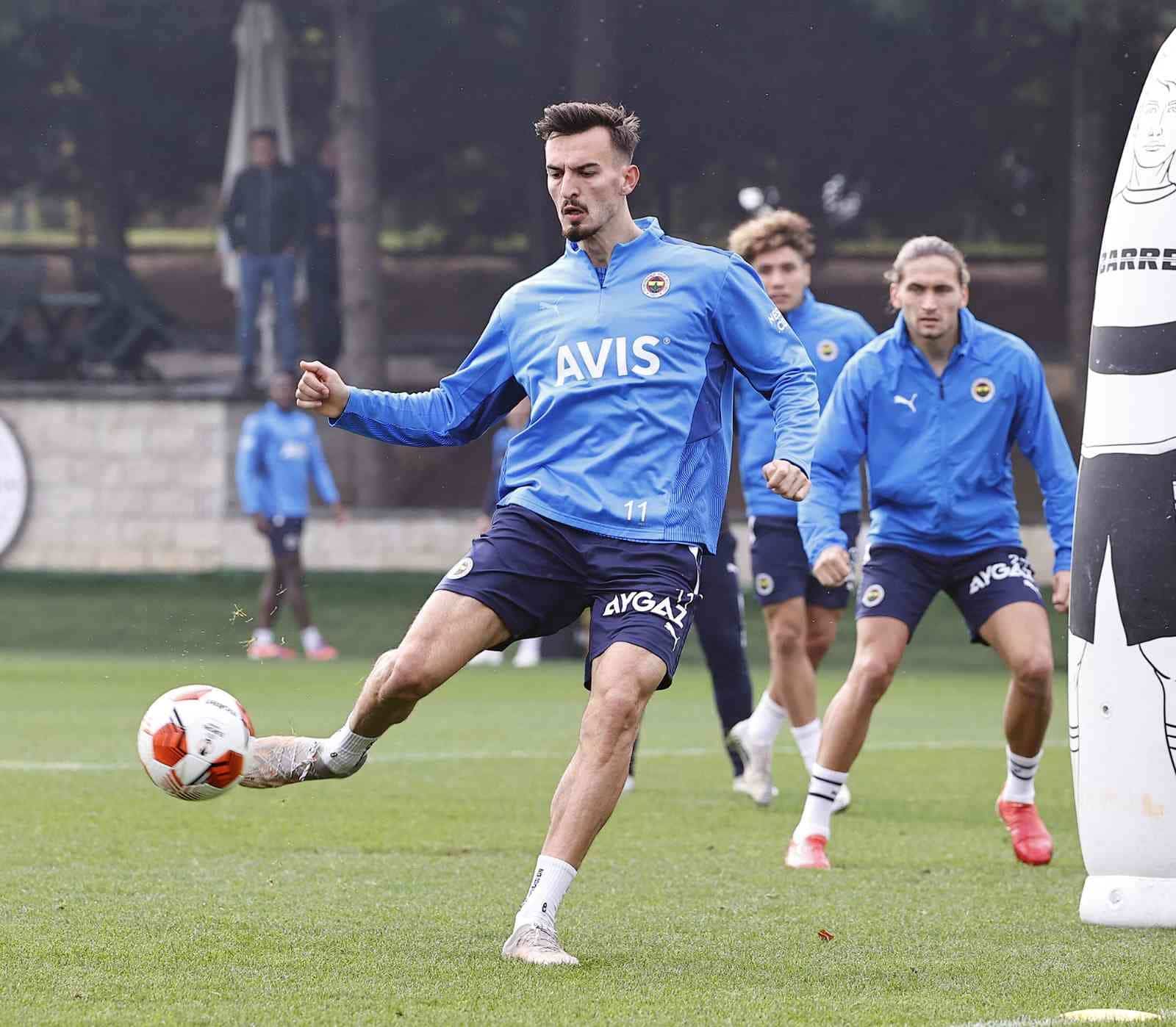 Fenerbahçe’de Antwerp maçı hazırlıkları sürüyor