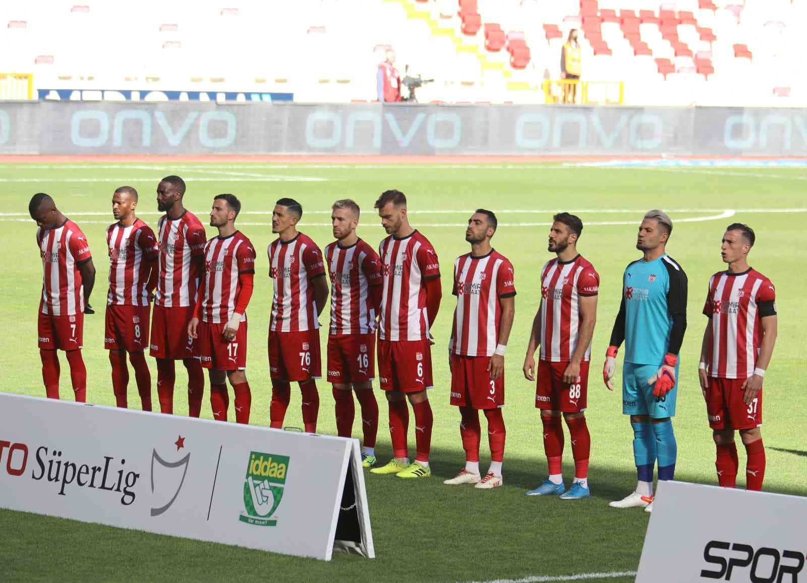 Sivasspor’da zorlu Başakşehir maçı öncesi 5 eksik!
