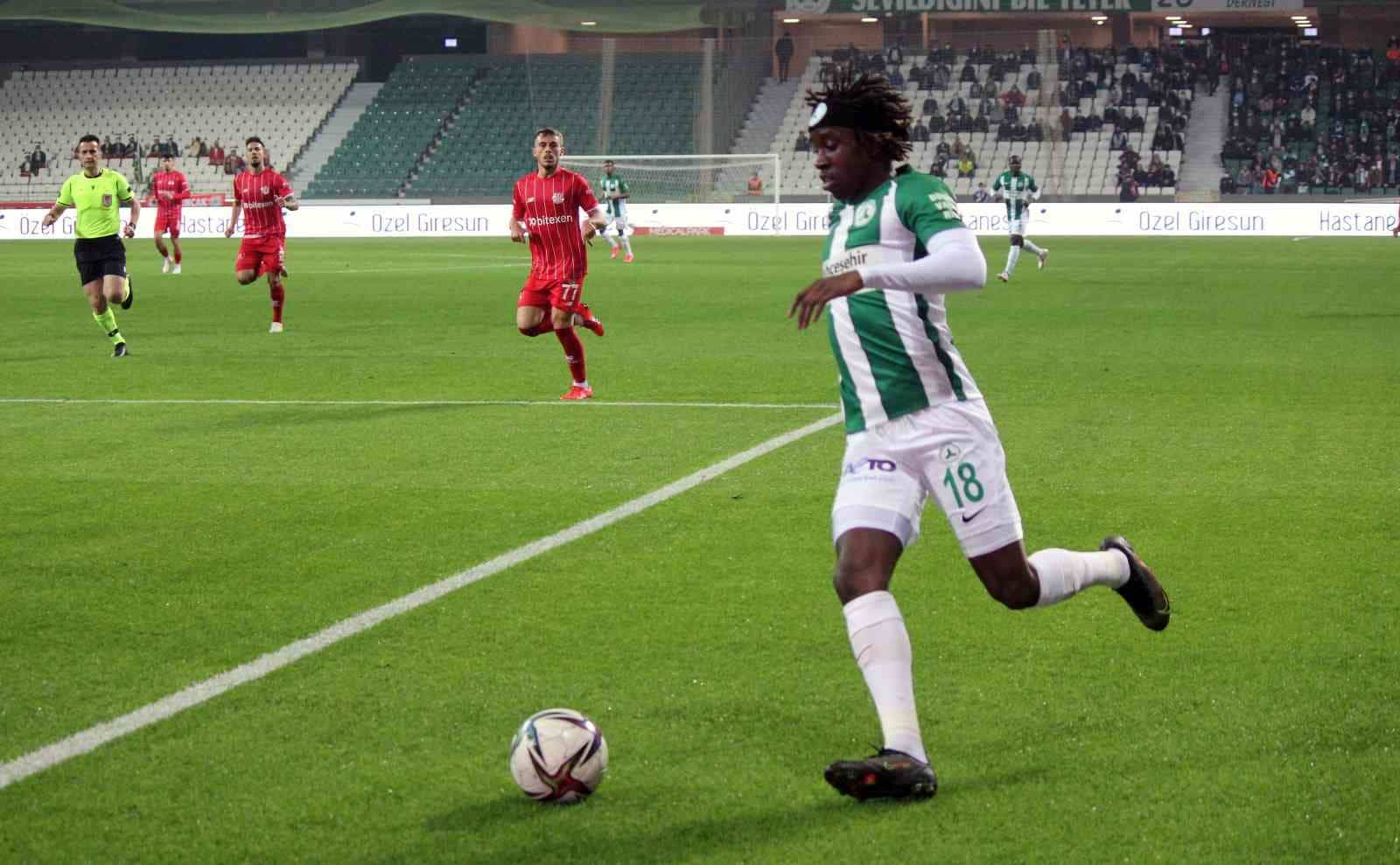 Spor Toto Süper Lig: GZT Giresunspor: 1 – Fraport Tav Antalyaspor: 2 (Maç sonucu)