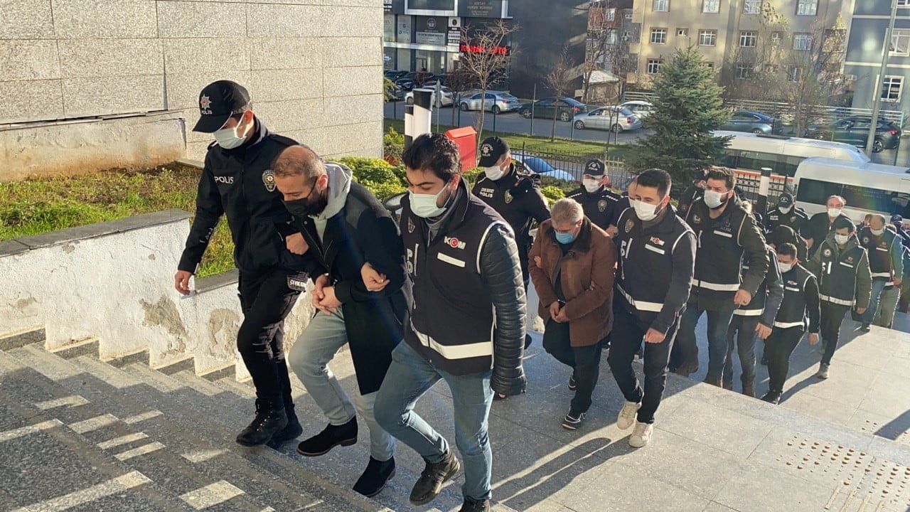 ’Dağlı Kardeşler ve Pitbull Çetesi’ operasyonunda 8 tutuklama