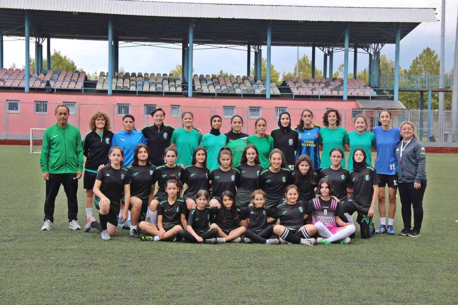 Yeni sezon öncesi Kocaeli Kadın FK’nın grubu belli oldu