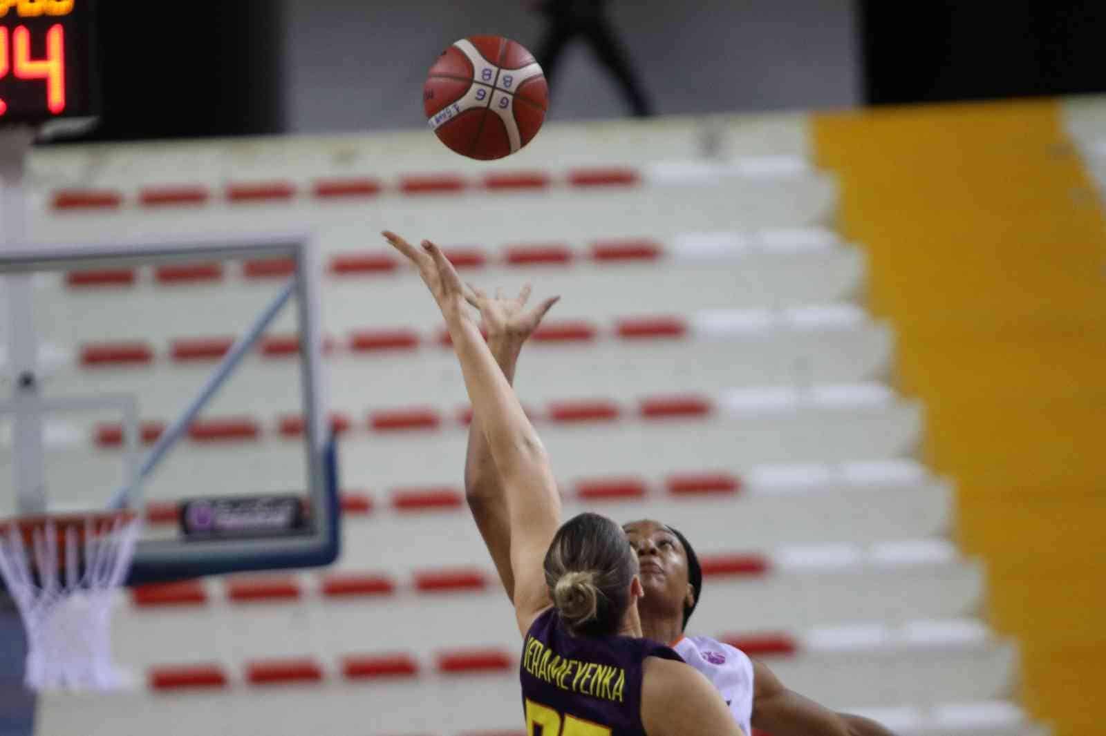 Çukurova Basketbol Avrupa’da 4’de 4 yaptı