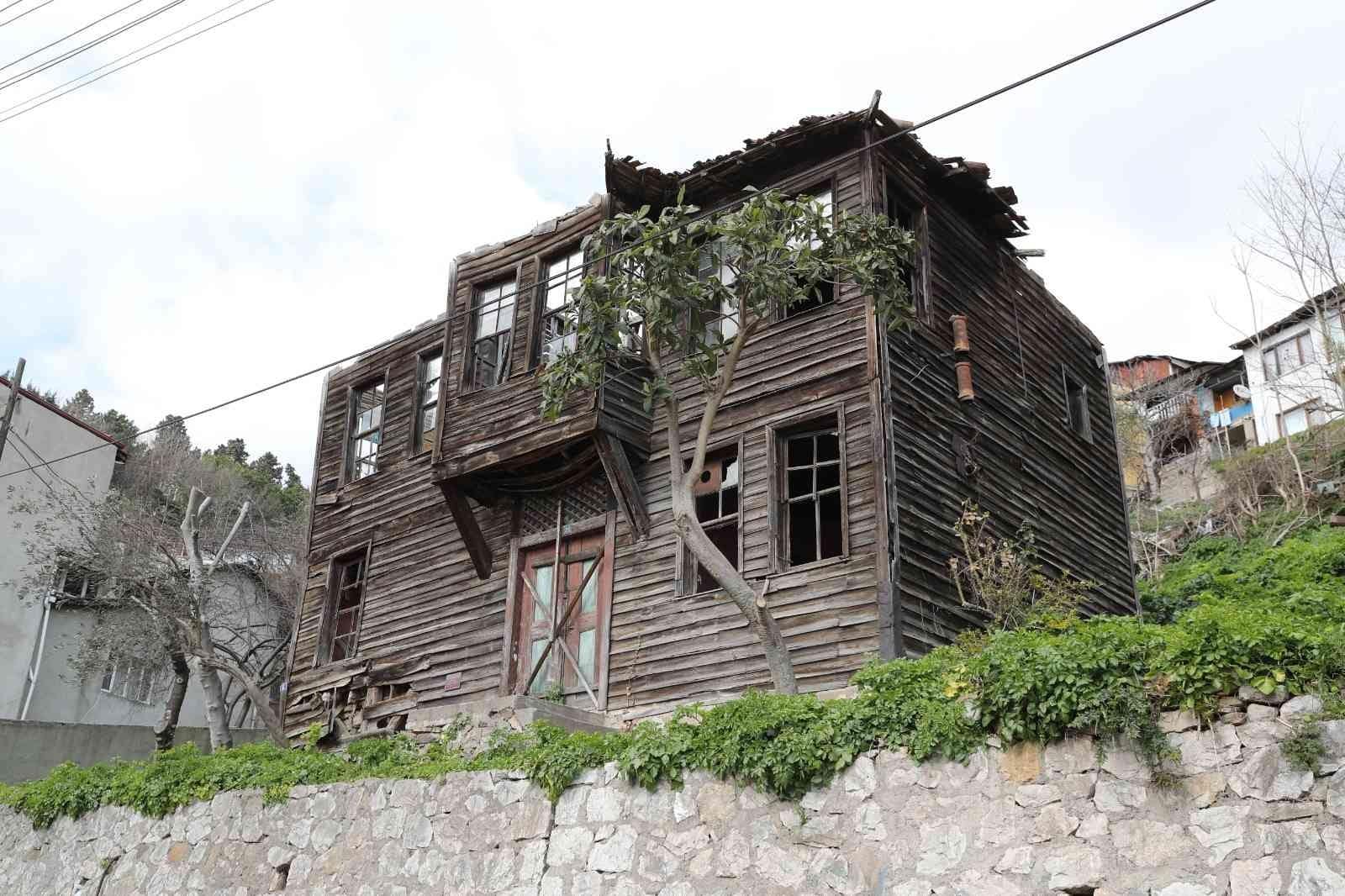 Hulusi Kentmen’in evi aslına uygun yenilenecek