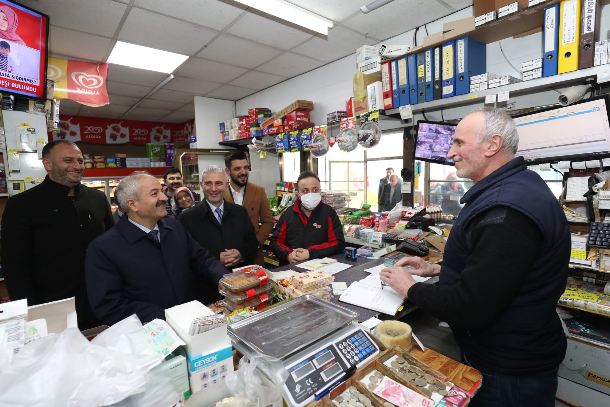 Başkanlardan Köşklüçeşme’de Esnaf Turu