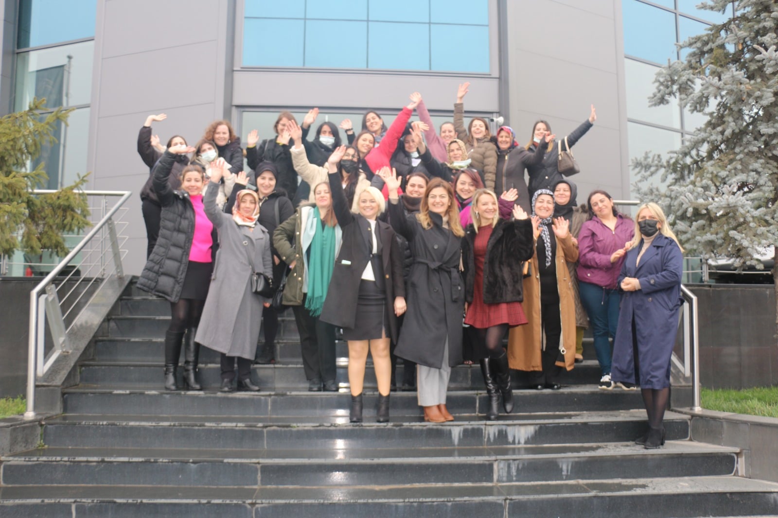 NAZER OTOMOTİV 8 MART DÜNYA KADINLAR GÜNÜ’NÜ KADIN ÇALIŞANLARI İLE KUTLADI