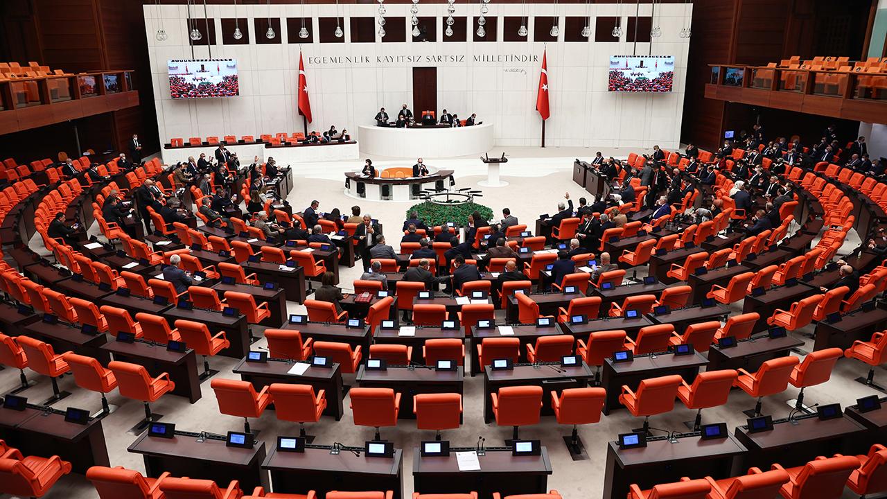 Seçim ve Siyasi Partiler Yasa Teklifi Meclis’e sunuldu