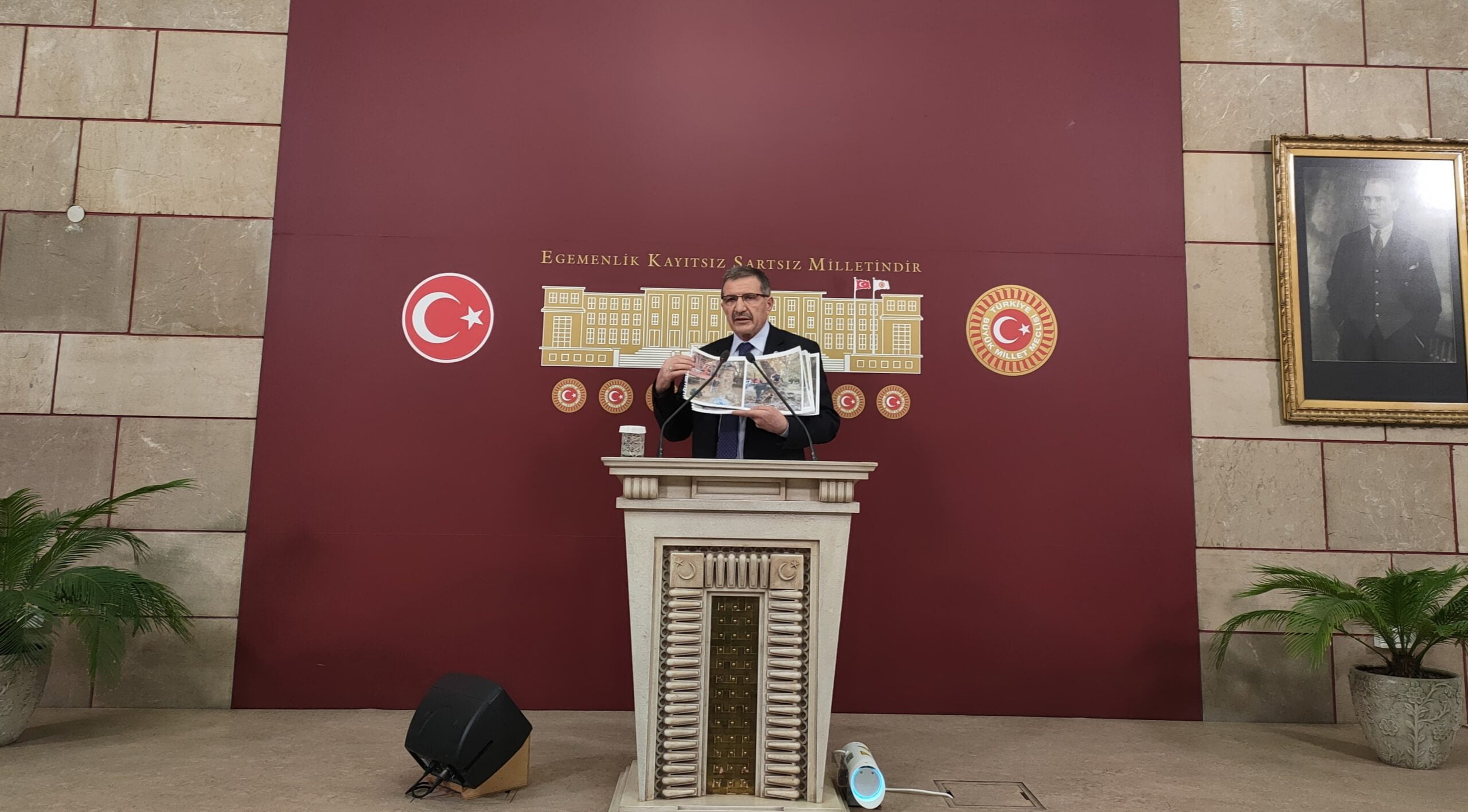 Şeker: “Ecdat Yadigarlarına Yaşama Hakkı Tanımadılar”
