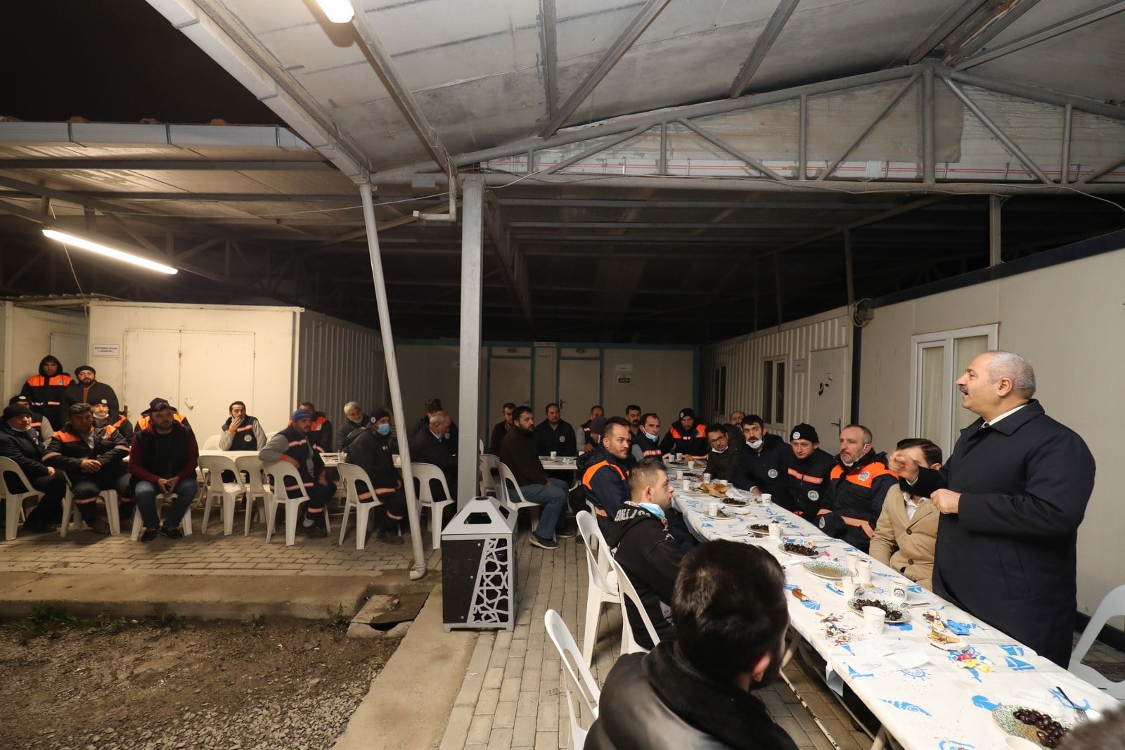 Büyükgöz, Temizlik Görevlileri İle Bir Araya Geldi