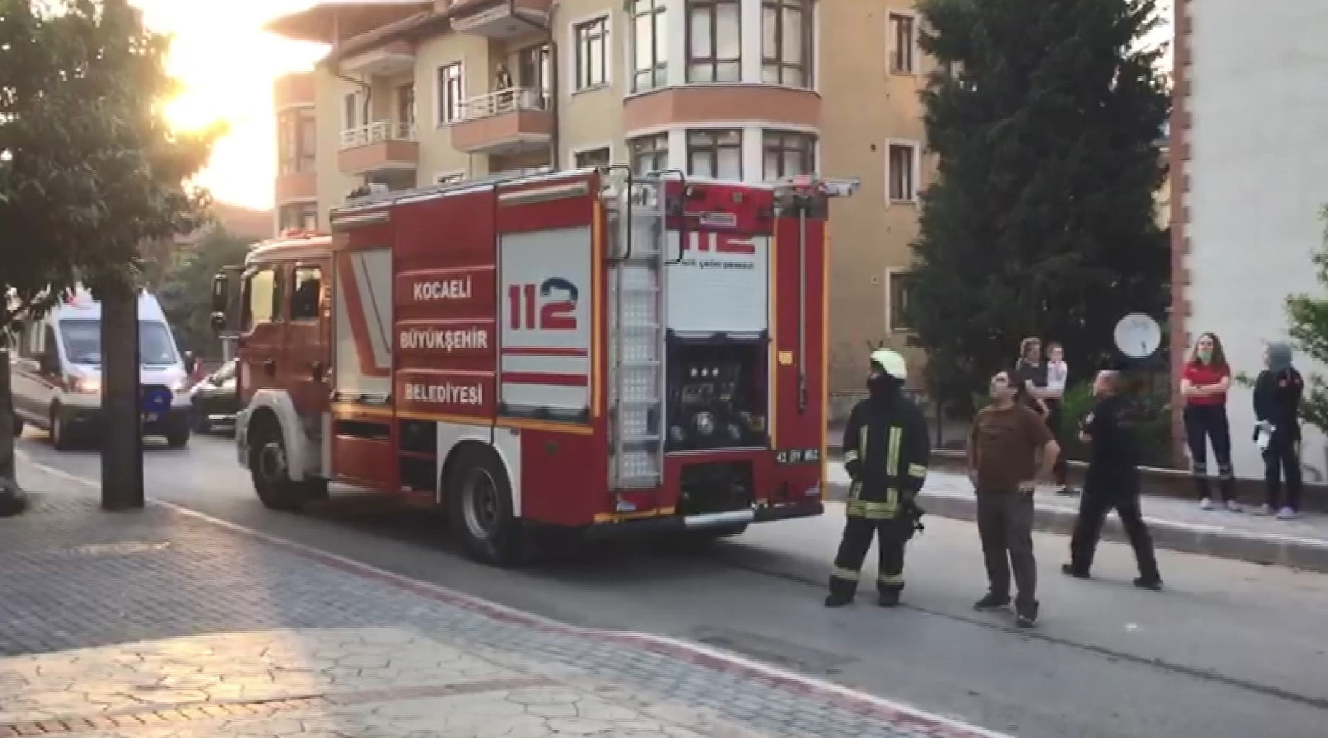 Mutfakta Çıkan Yangın Paniğe Sebep Oldu