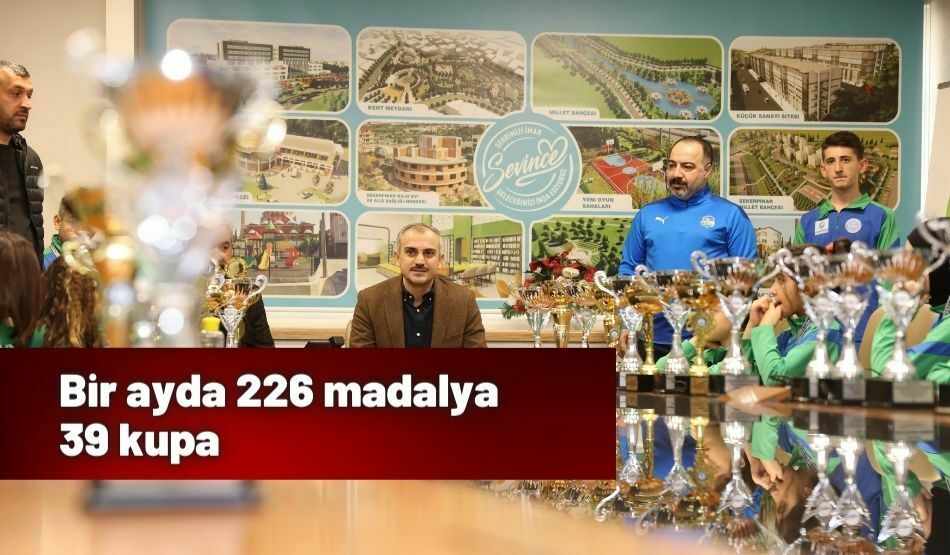 Bir Ayda 226 Madalya 39 Kupa