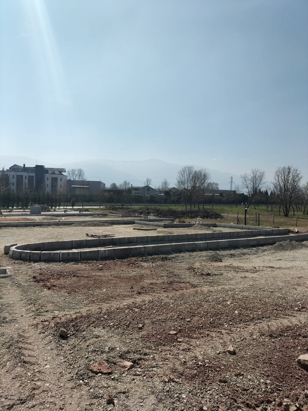 Büyükşehir, Ormanya'ya Yeni Otopark Yapıyor Büyükşehir, Ormanya'ya Yeni Otopark Yapıyor