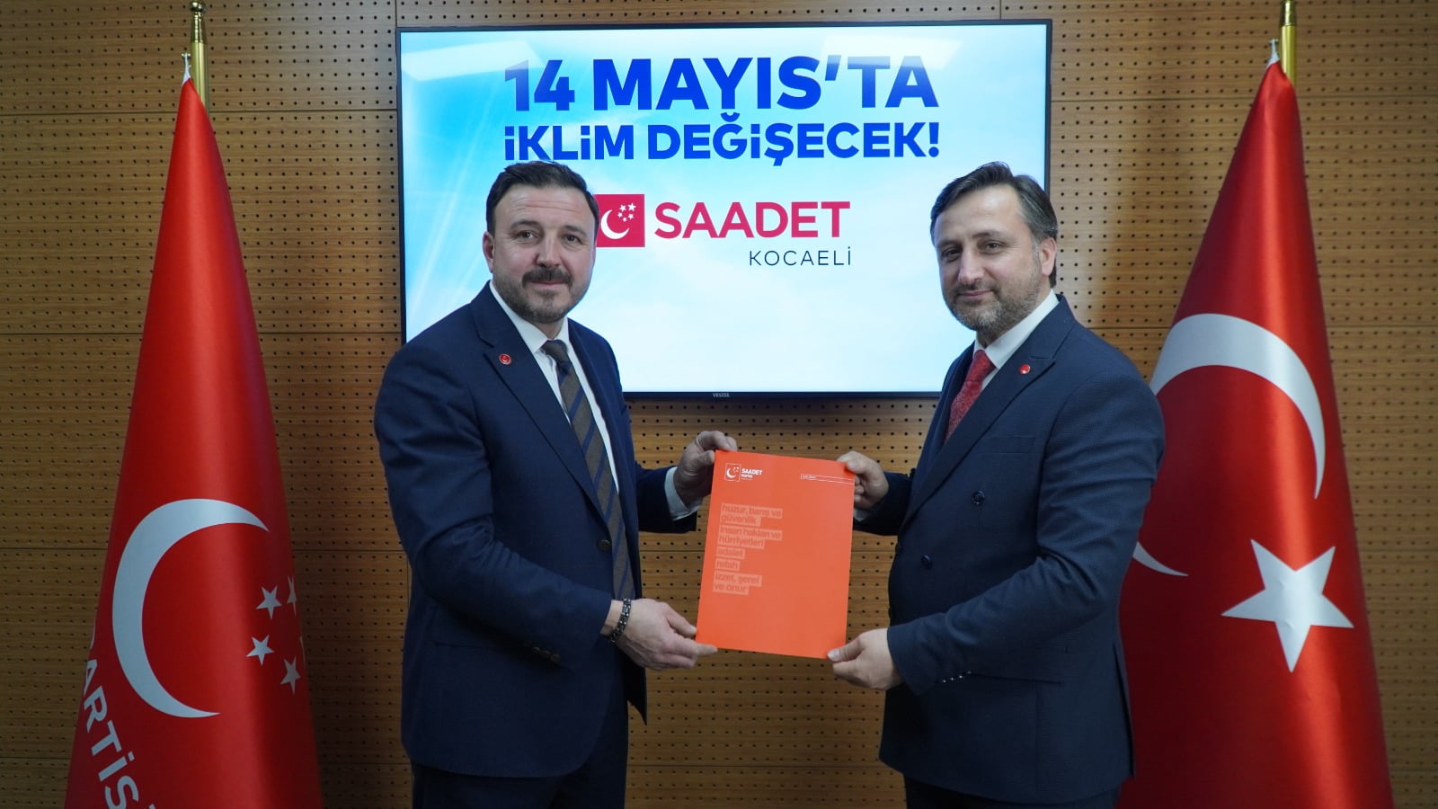 Saadet Gebze Heyetinden Gazetemize Ziyaret Saadet Gebze Heyetinden Gazetemize Ziyaret