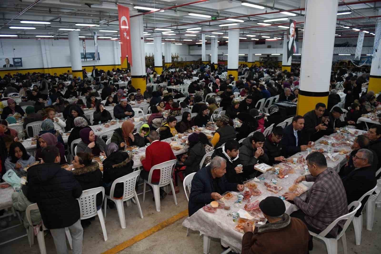 Esenyurtlular ‘Halil İbrahim’ sofralarında buluşuyor